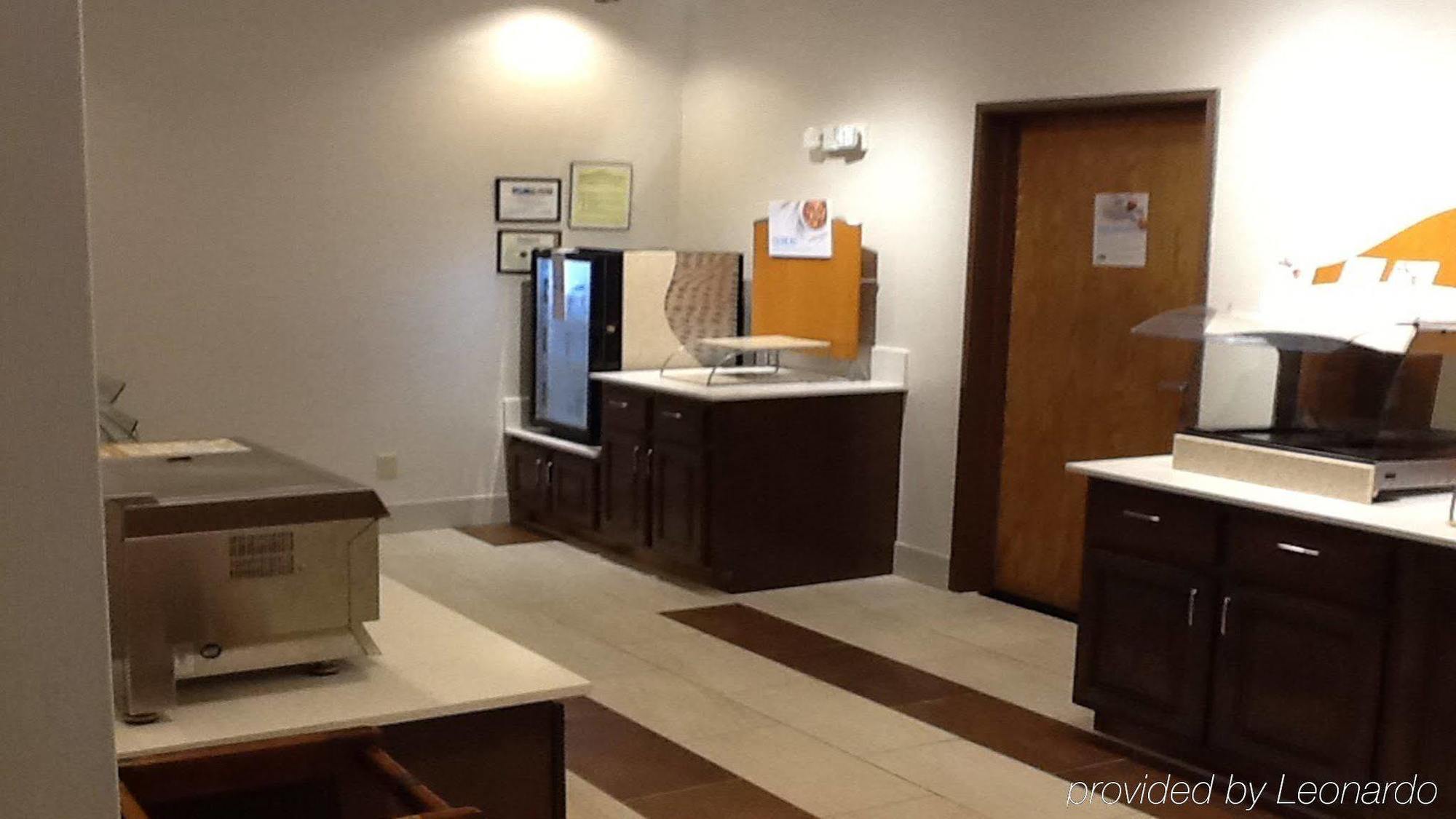Holiday Inn Express North טיילר מראה חיצוני תמונה