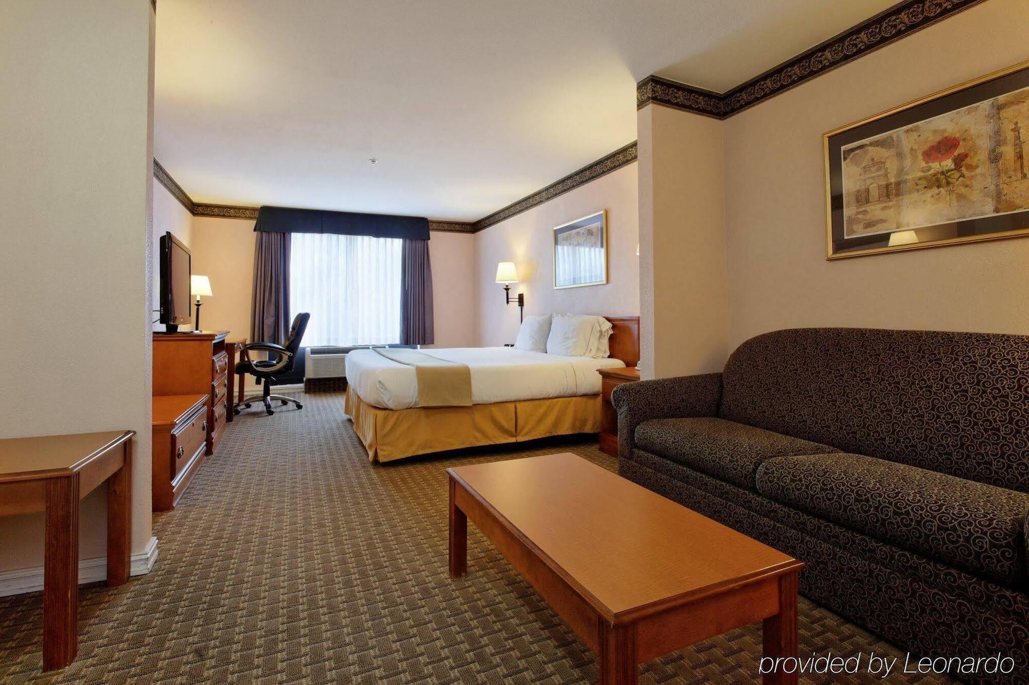 Holiday Inn Express North טיילר מראה חיצוני תמונה